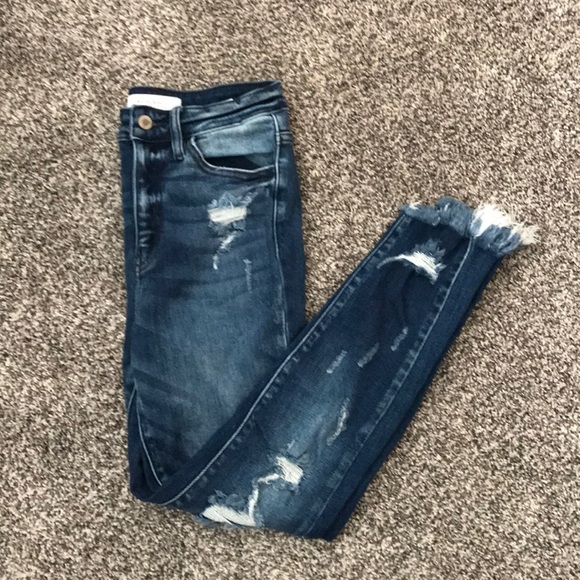 Kancan ultra high rise - Picture 2 of 3